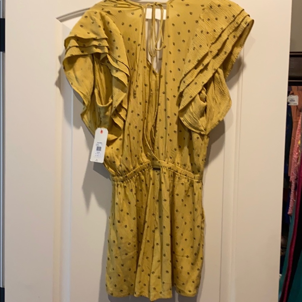 🔥🔥BILLABONG - RUFFLE SLEEVE ROMPER🔥🔥 - Picture 4 of 8